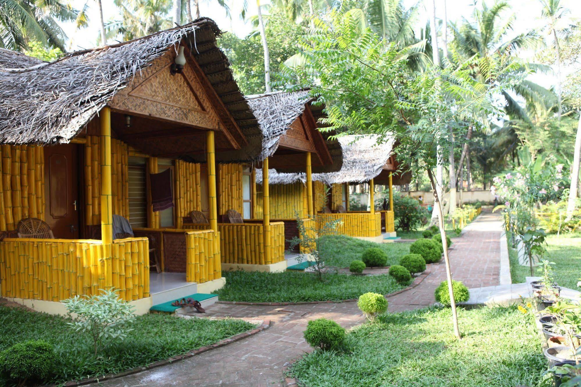 Savithri Inn Bamboo Cottages & Resorts Varkala Eksteriør bilde