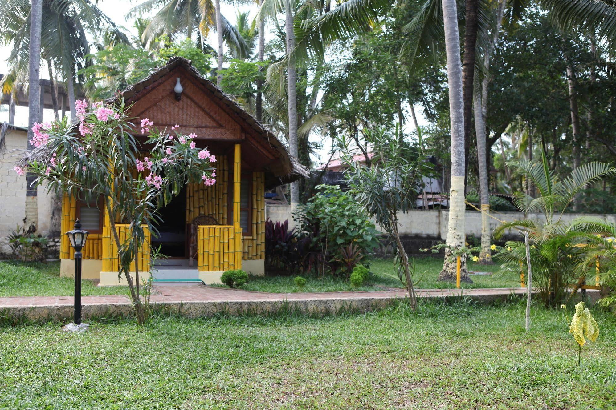 Savithri Inn Bamboo Cottages & Resorts Varkala Eksteriør bilde